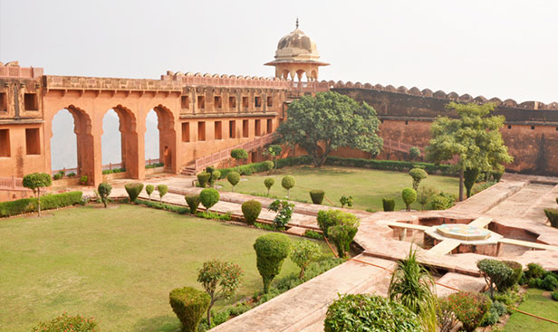 Jaigarh Fort